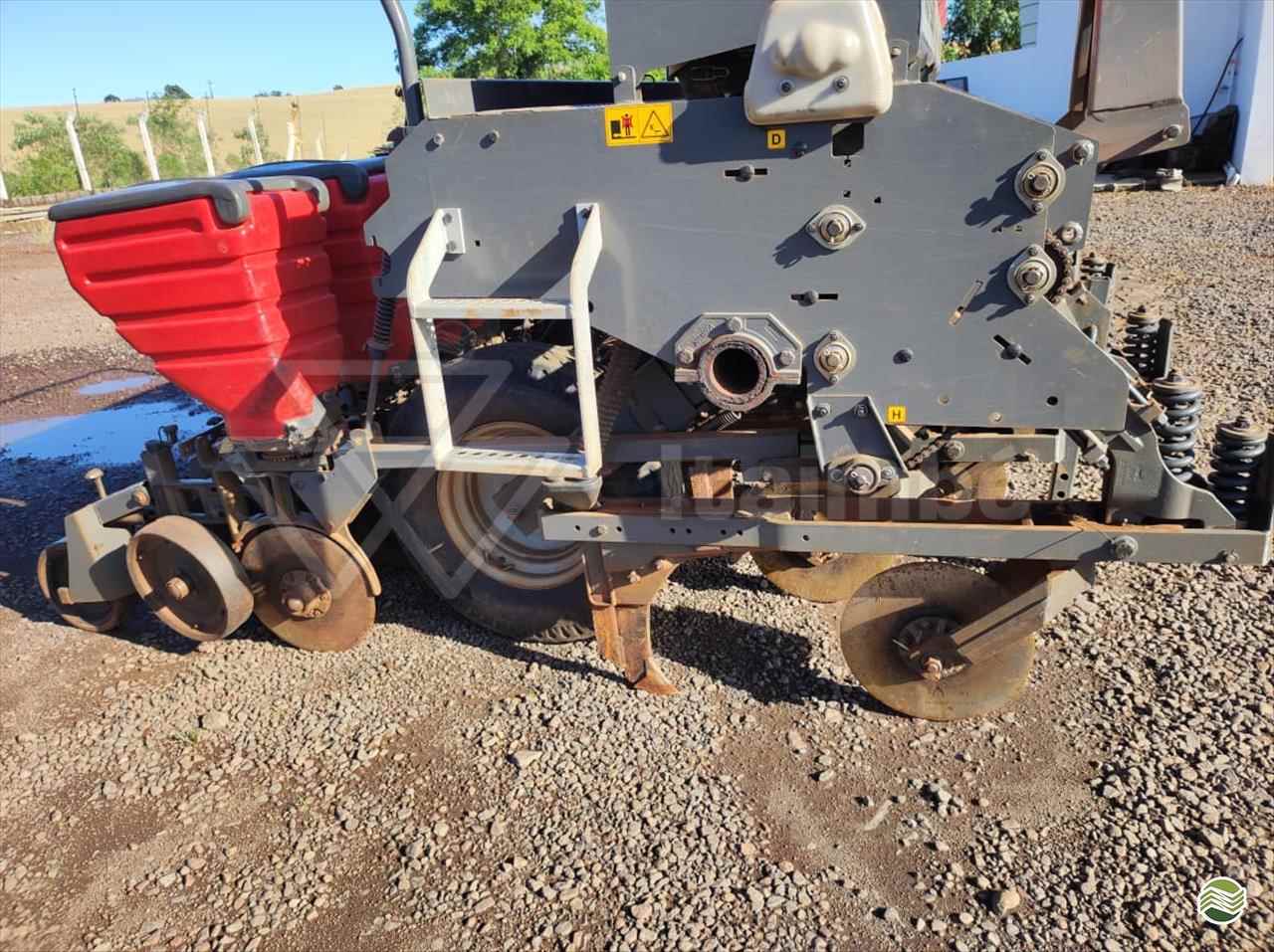 PLANTADEIRA MASSEY FERGUSON MF 409 Itaimbé Máquinas - Massey - Matriz SANTA MARIA RIO GRANDE DO SUL RS